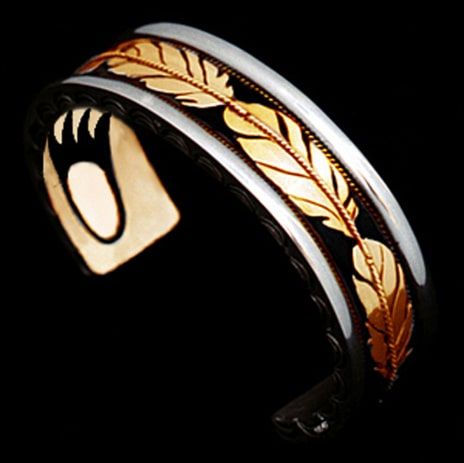 Ninjichaag Biinjima bracelet