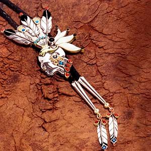 Ogimaa Oboonidiyak Pontiac bolo tie